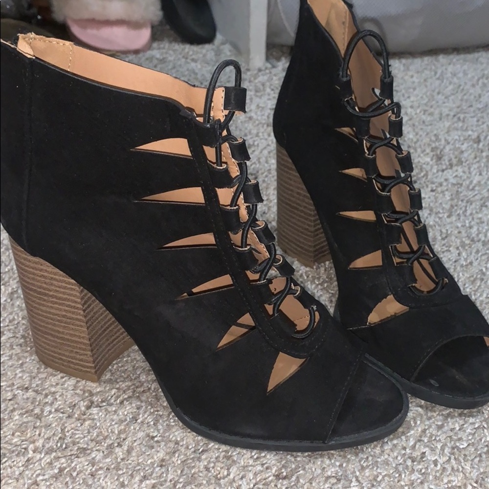 heels size 8